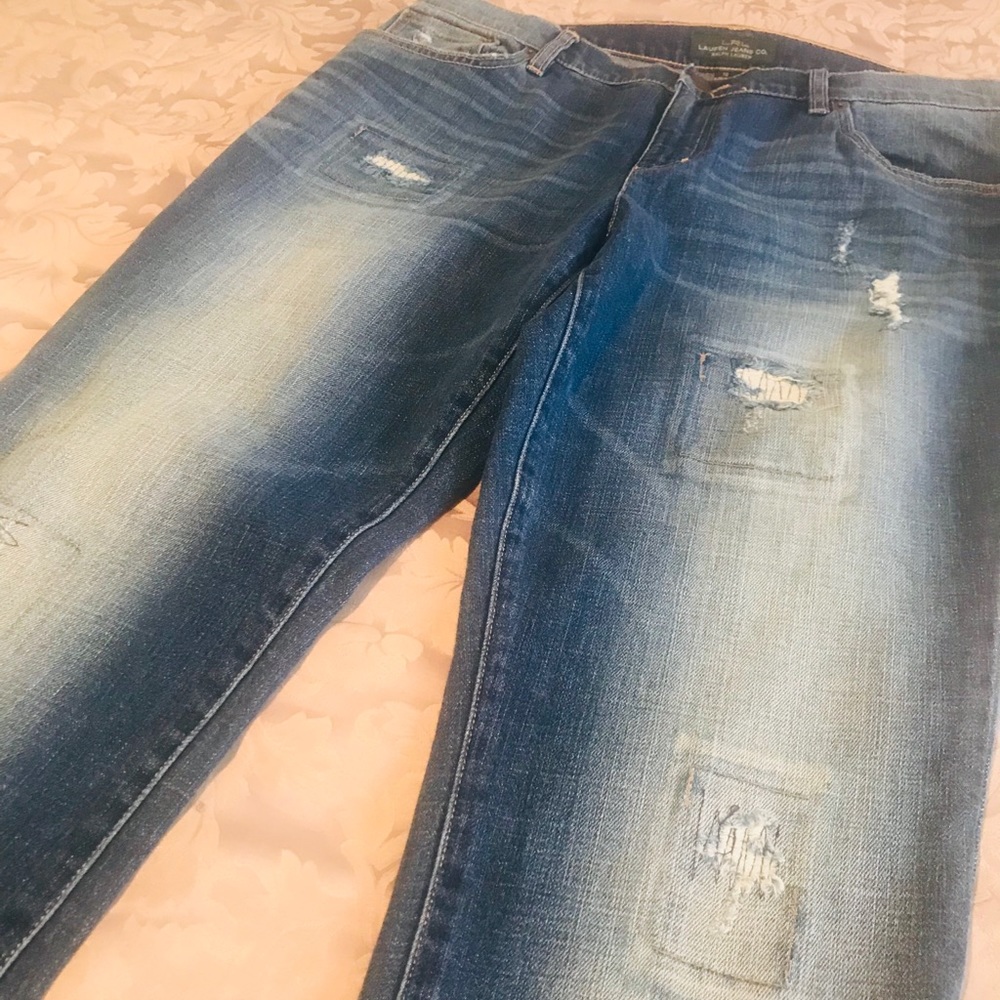 RALPH LAUREN DENIM DISTRESSED JEANS